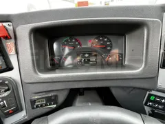 Volvo B12B B12B - EUR4 - 309kW -12.975m - dashboard lights on