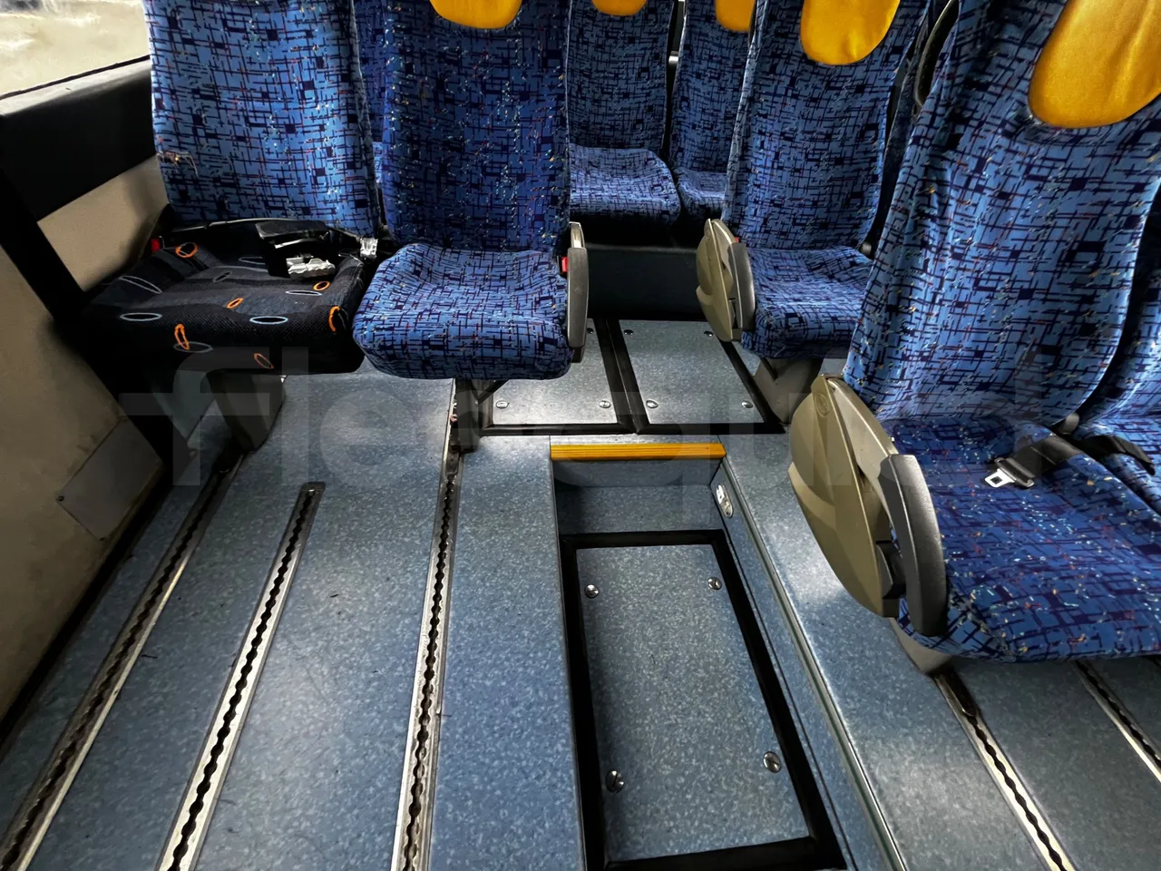 Volvo B12B B12B - EUR4 - 309kW -12.975m - floor hatches photo