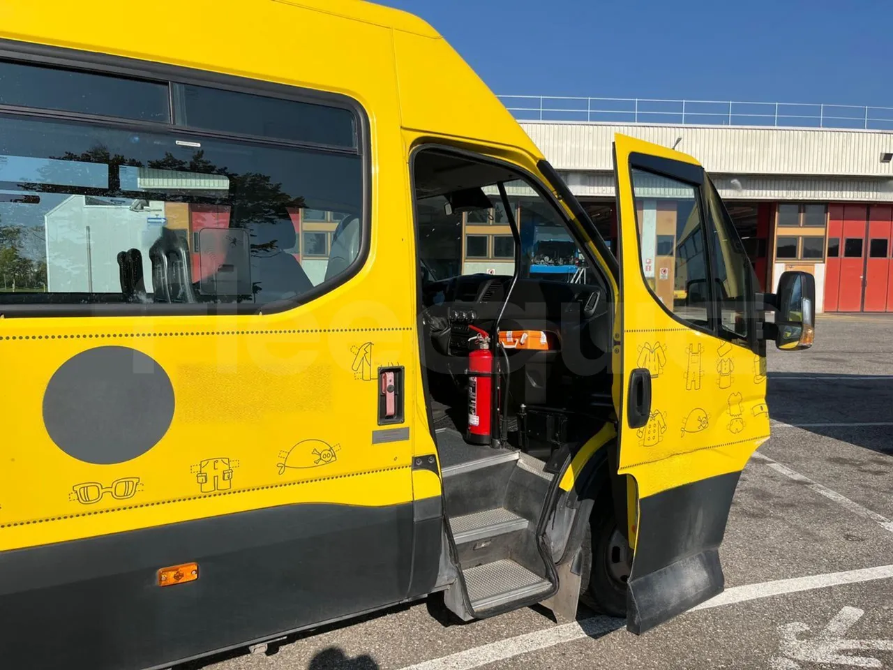 Iveco Daily A50/S34/VI - EUR6 - 110kW - 7.498m - front door 3 open