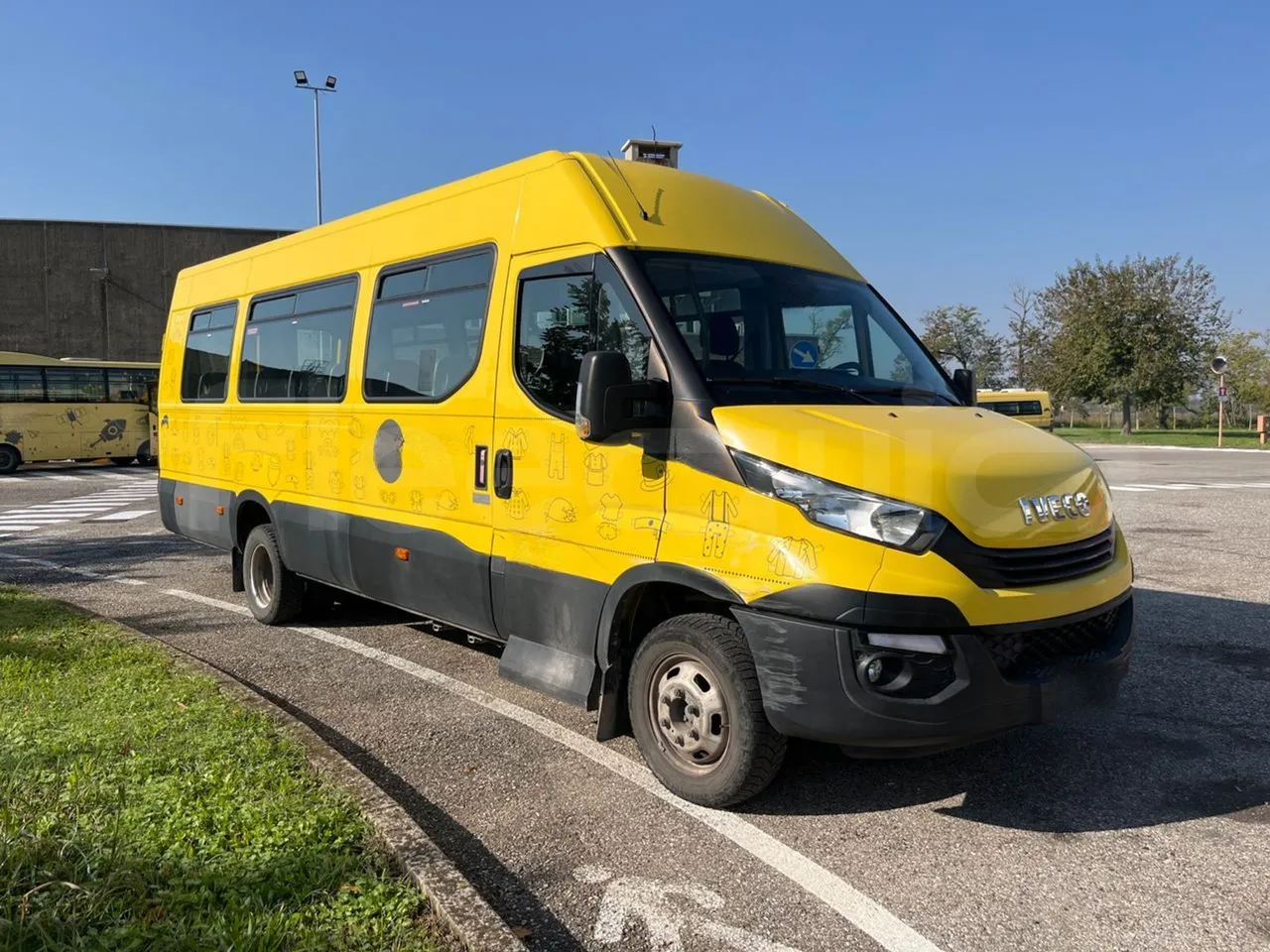 Iveco Daily A50/S34/VI - EUR6 - 110kW - 7.498m - Base cover photo