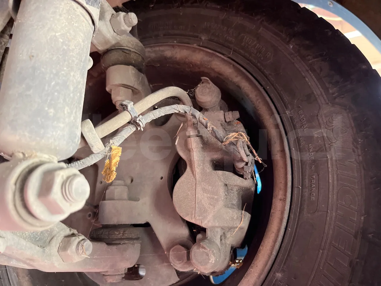 Iveco Daily A50/S34/VI - EUR6 - 110kW - 7.498m - front brake calipers right