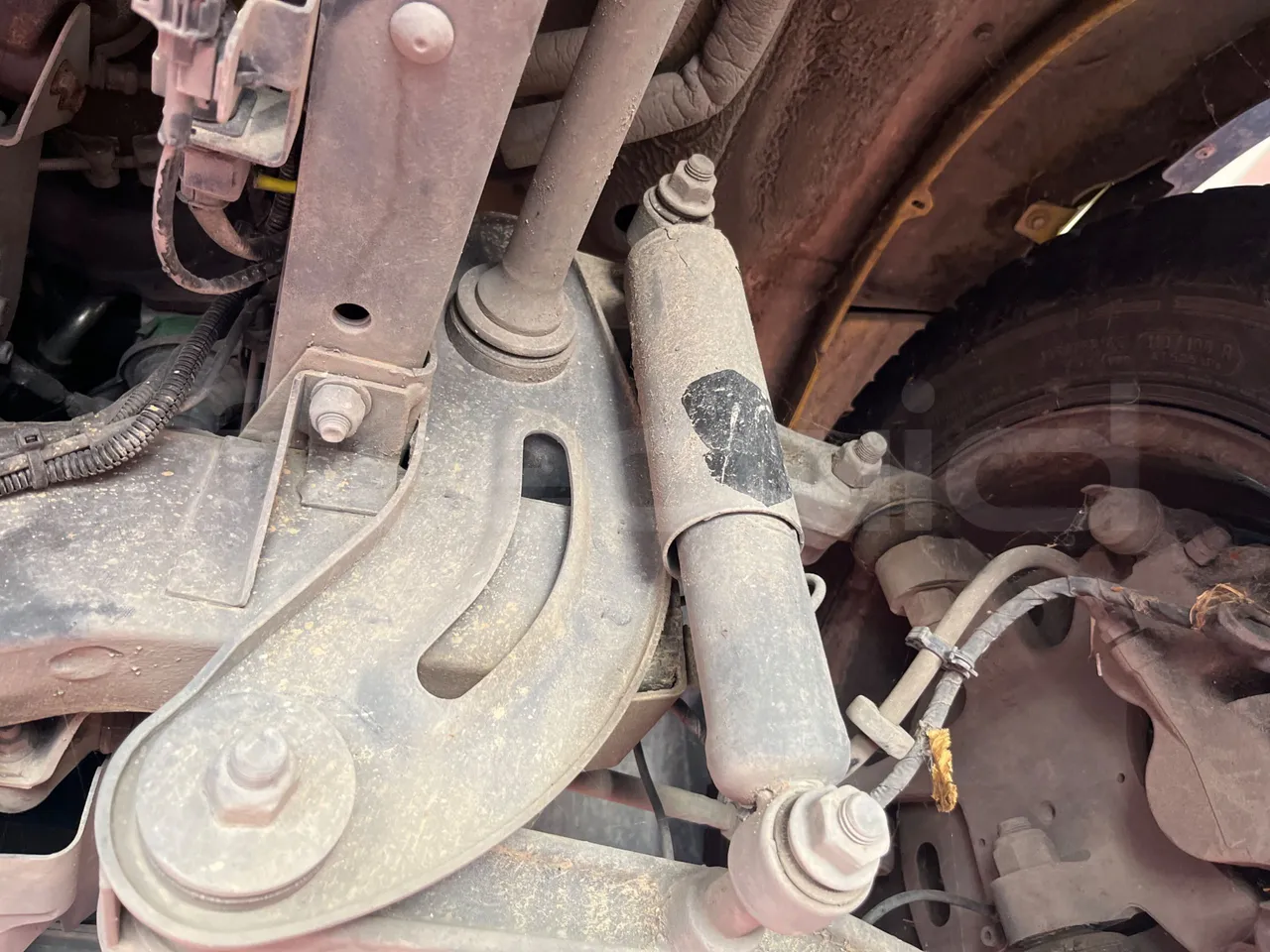 Iveco Daily A50/S34/VI - EUR6 - 110kW - 7.498m - front shock absorbers right