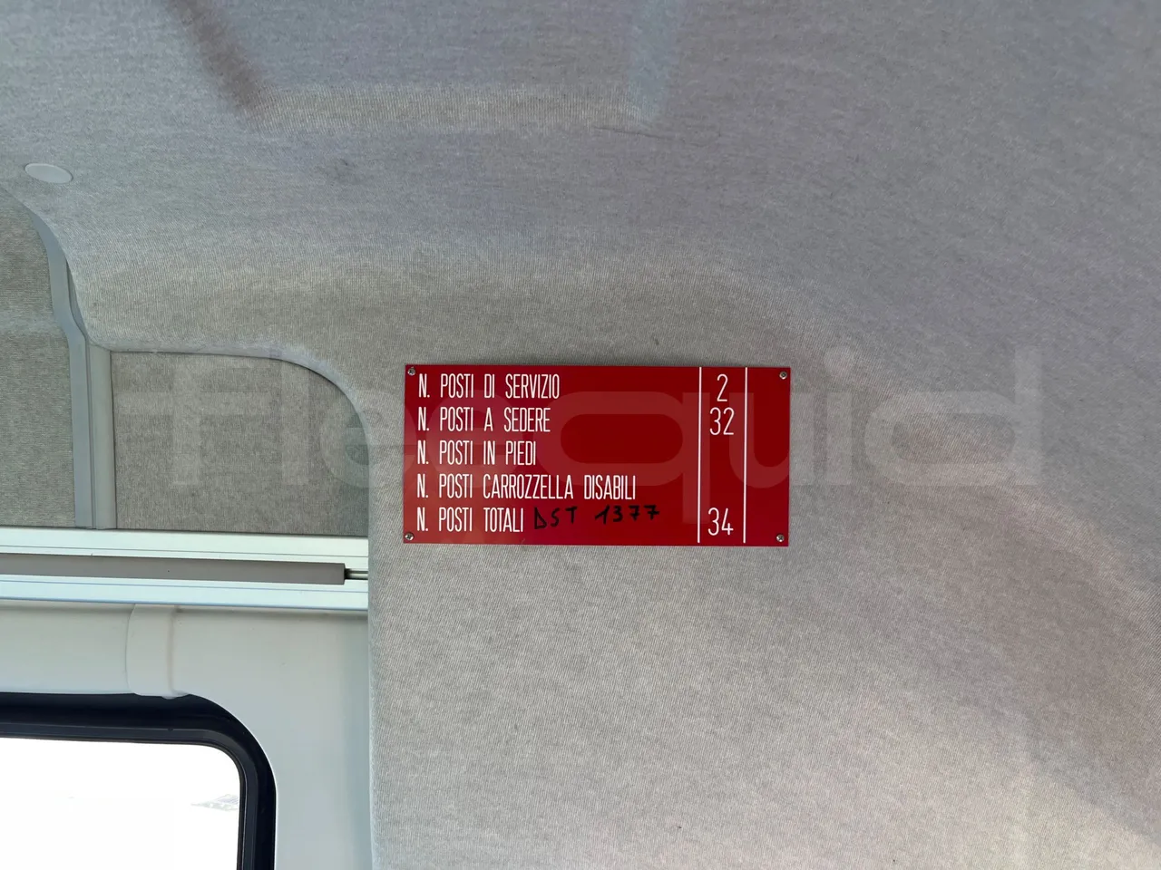 Iveco Daily A50/S34/VI - EUR6 - 110kW - 7.498m - seat plate photo
