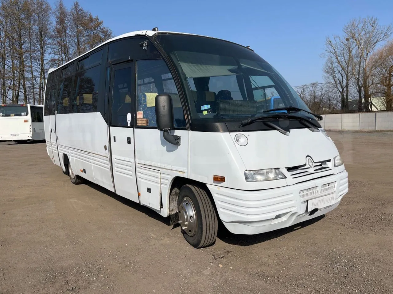 Mercedes-Benz Mago MB 814D/48 - Euro 3 - 100 kW - 8,400 mt - 3/4 front right doors