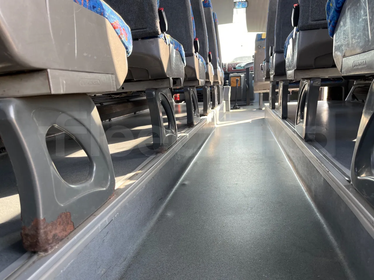 Mercedes-Benz Mago MB 814D/48 - Euro 3 - 100 kW - 8,400 mt - seat brackets photo