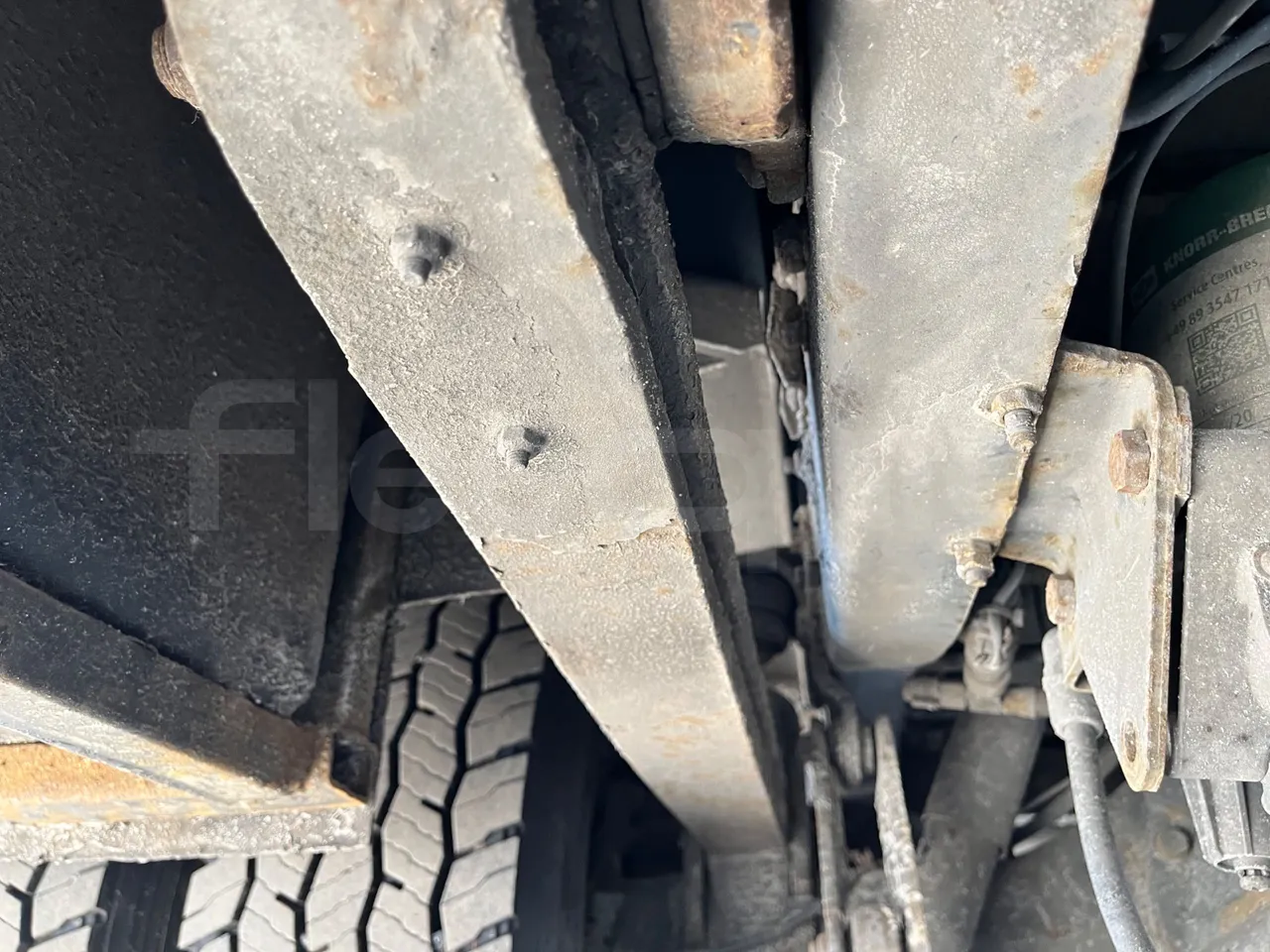 Mercedes-Benz Mago MB 814D/48 - Euro 3 - 100 kW - 8,400 mt - axle 2 caliper brakes right