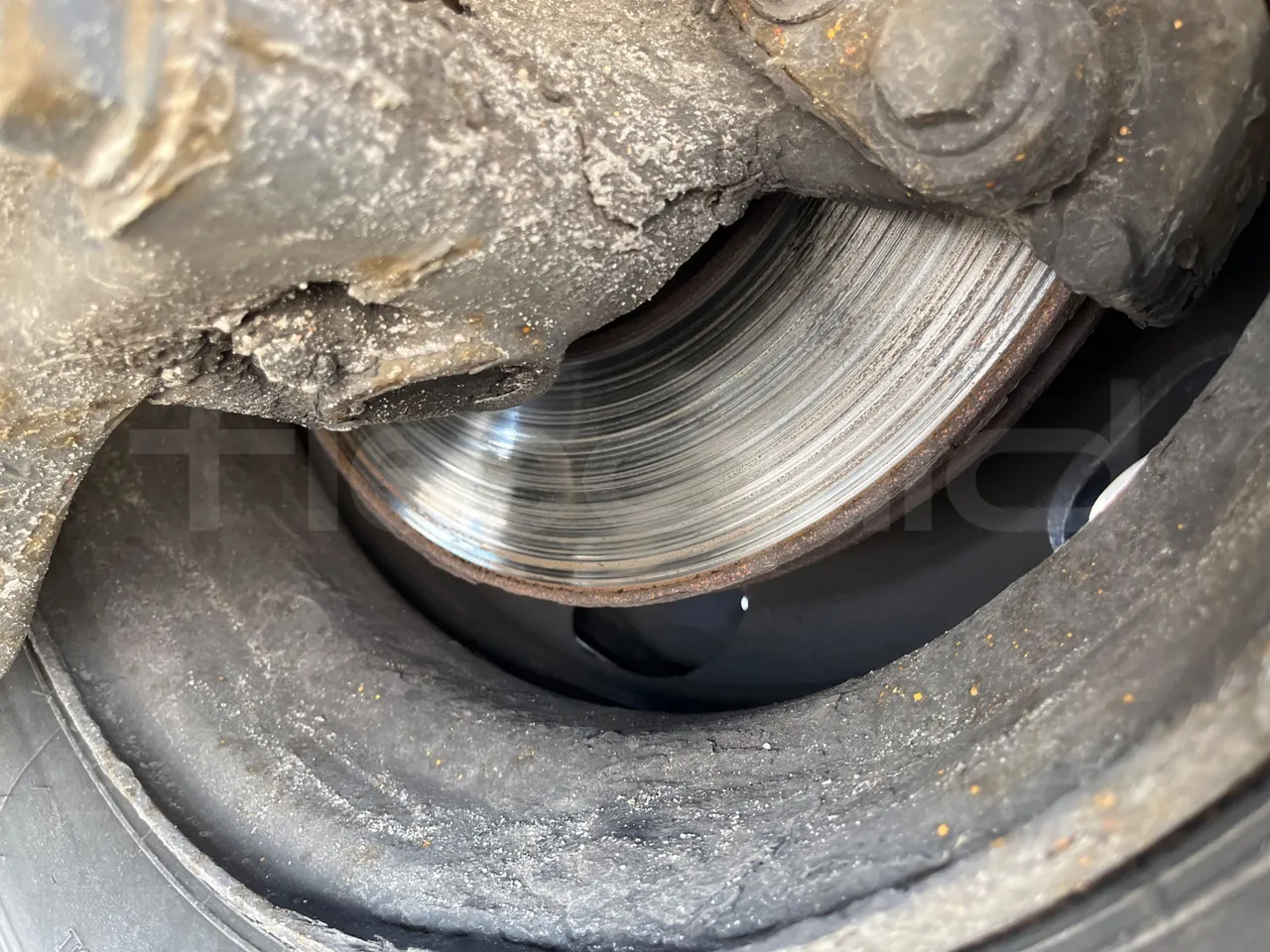 Mercedes-Benz Mago MB 814D/48 - Euro 3 - 100 kW - 8,400 mt - front discs left