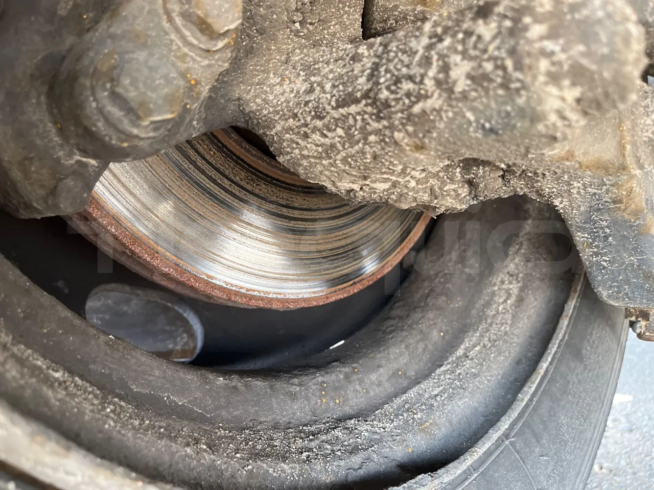 Mercedes-Benz Mago MB 814D/48 - Euro 3 - 100 kW - 8,400 mt - front discs right