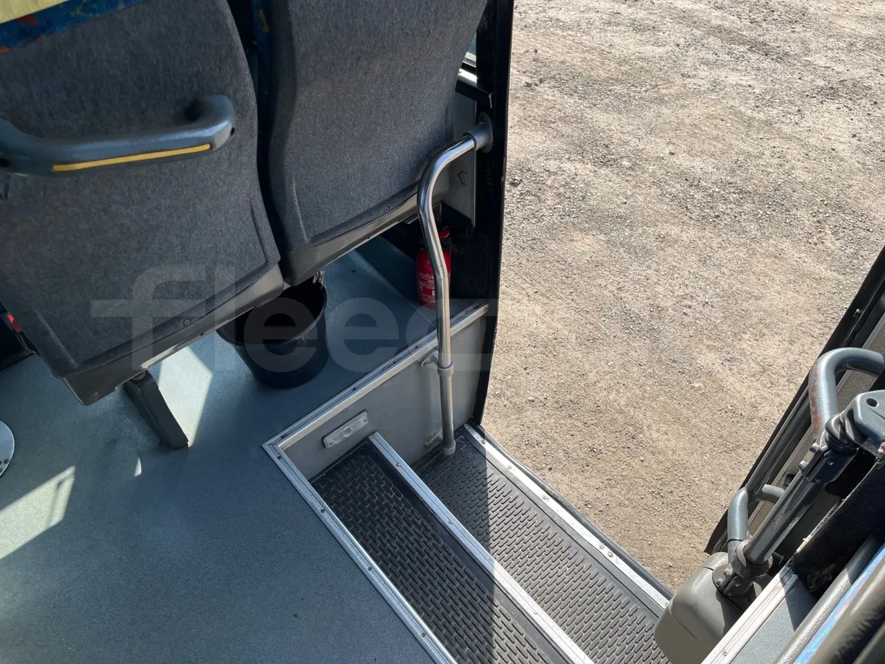 Mercedes-Benz Mago MB 814D/48 - Euro 3 - 100 kW - 8,400 mt - handrails photo