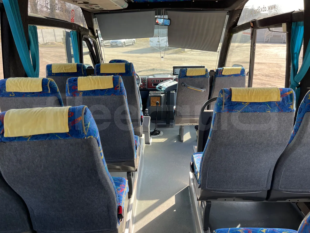 Mercedes-Benz Mago MB 814D/48 - Euro 3 - 100 kW - 8,400 mt - forward view middle aisle