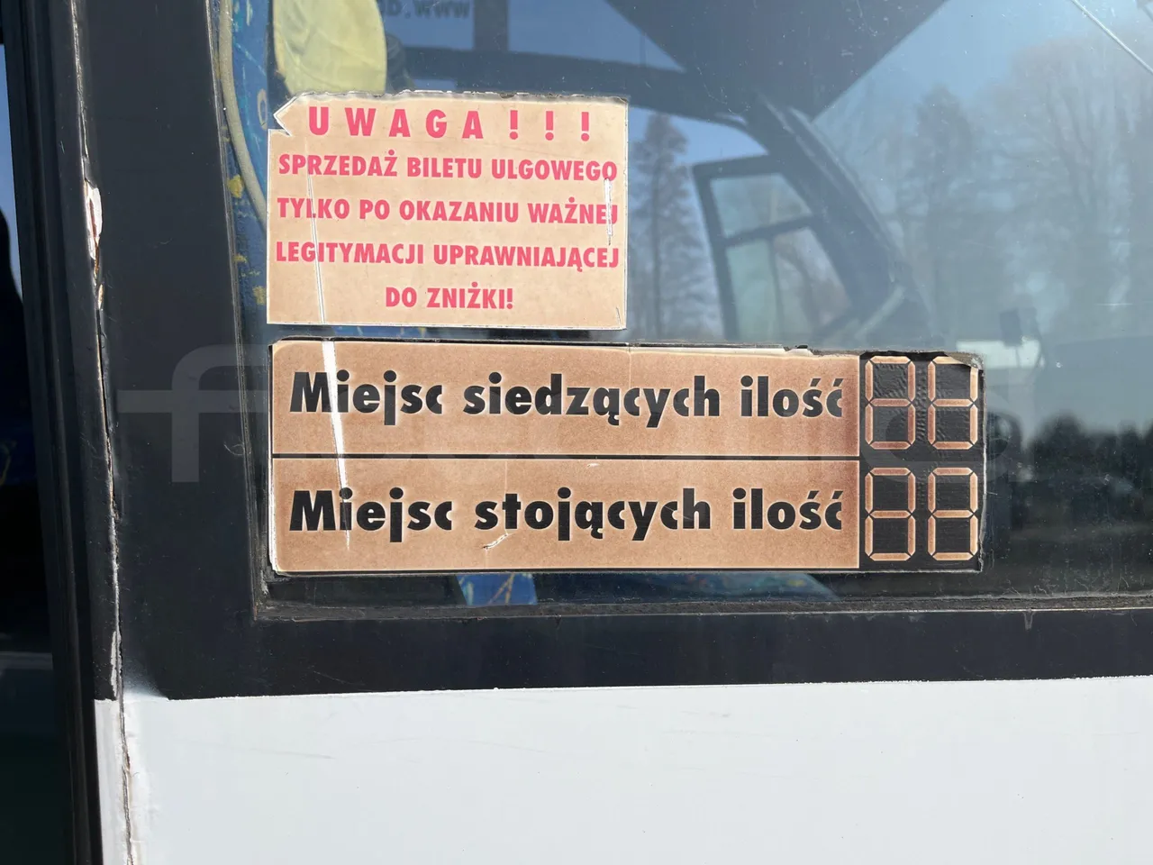 Mercedes-Benz Mago MB 814D/48 - Euro 3 - 100 kW - 8,400 mt - seat plate photo