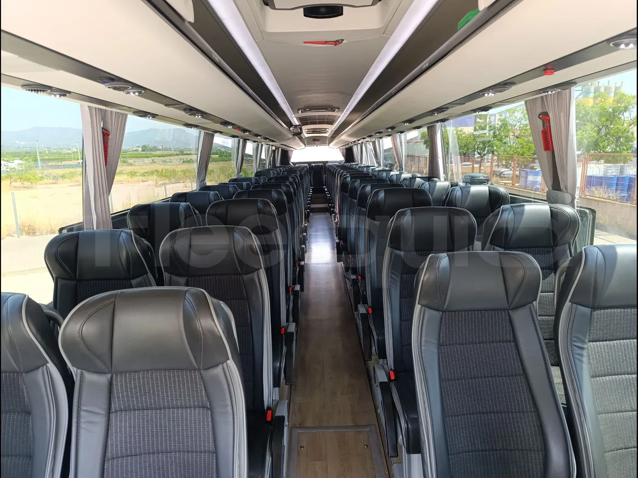 Volvo Sunsundegui Sunsundegui/Euro6-345Kw-14.995 Mt - interior reverse seats driver height