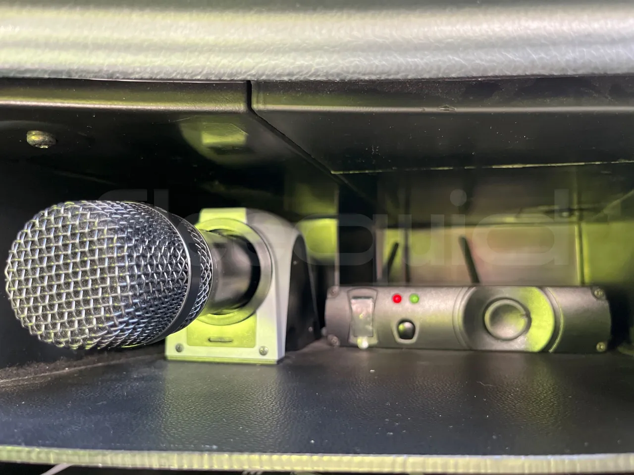 Neoplan Skyliner V6ACE -EUR6 -375kW -14m - hostes microphone accessories photo
