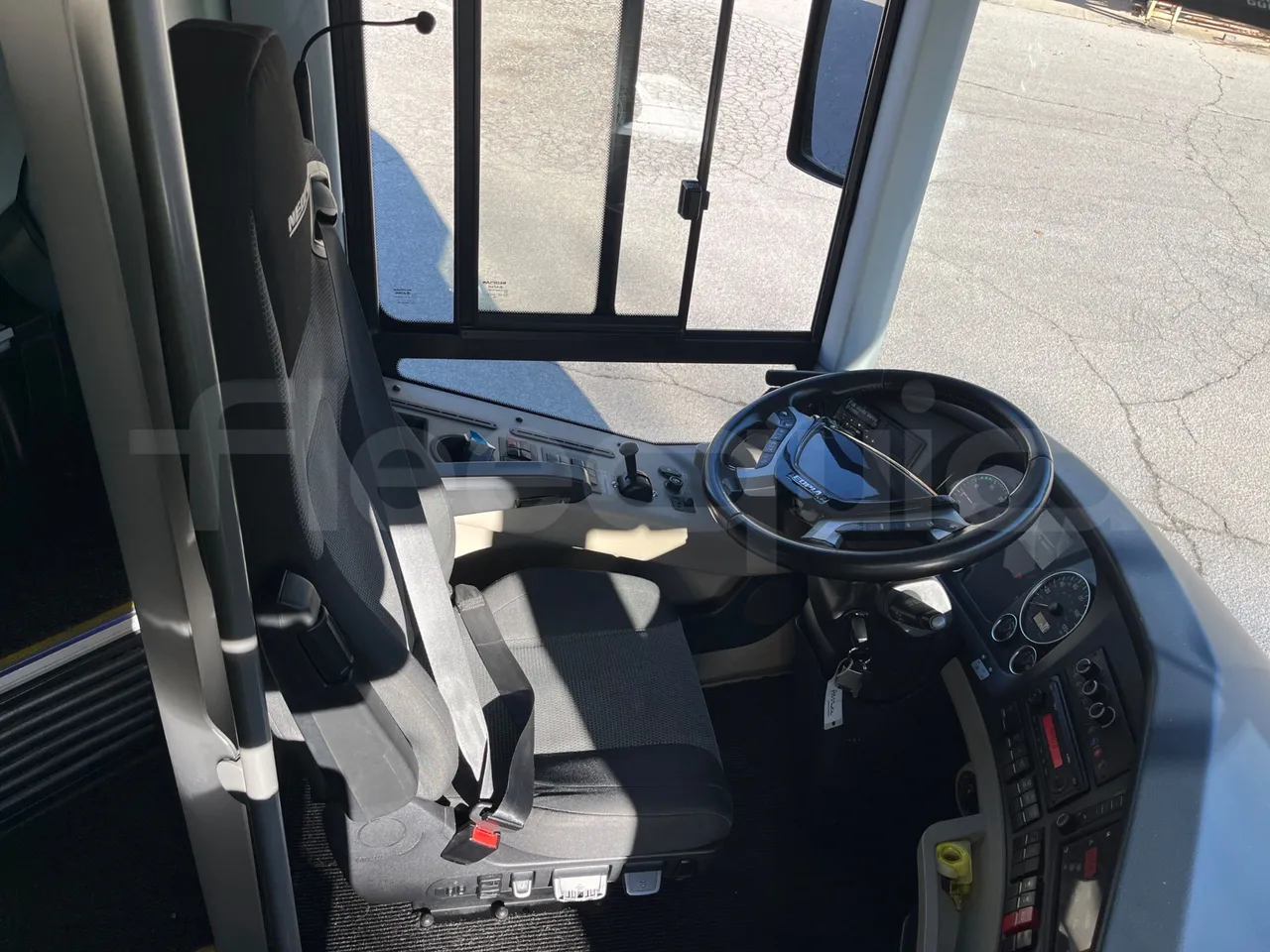 Neoplan Skyliner V6ACE -EUR6 -375kW -14m - driver's seat photo