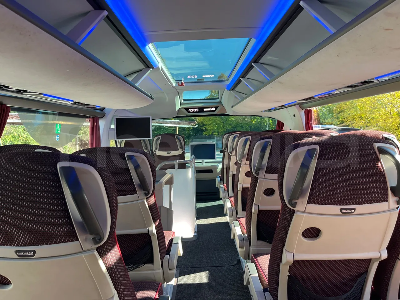 Neoplan Skyliner V6ACE -EUR6 -375kW -14m - forward view all seats last row height