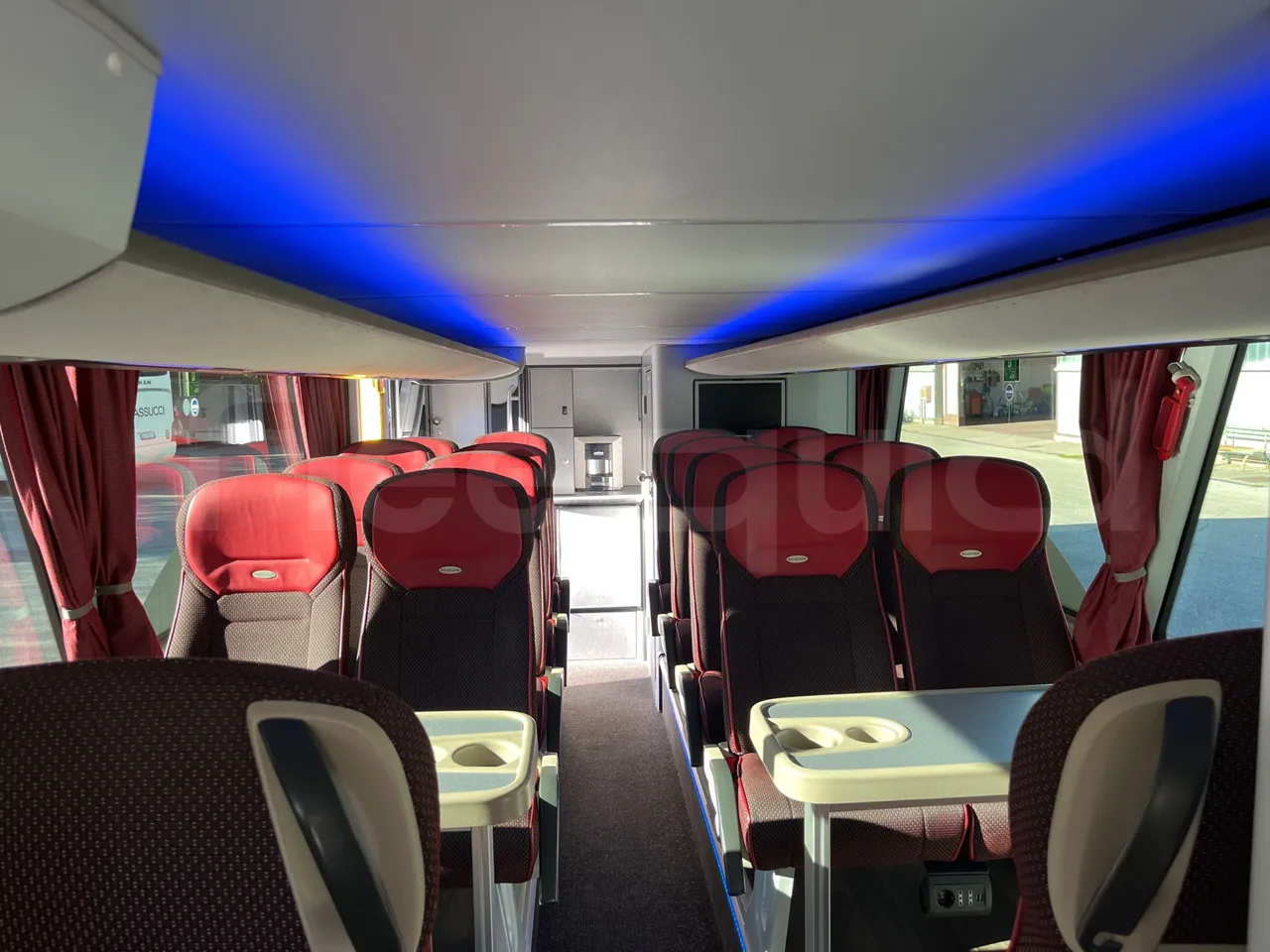 Neoplan Skyliner V6ACE -EUR6 -375kW -14m - turntable internal (18m)