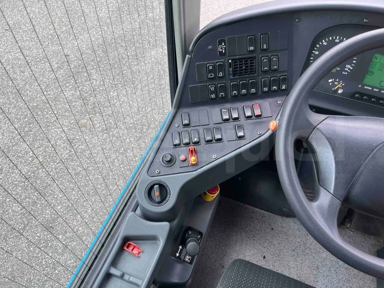 Mercedes-Benz Integro - Radio