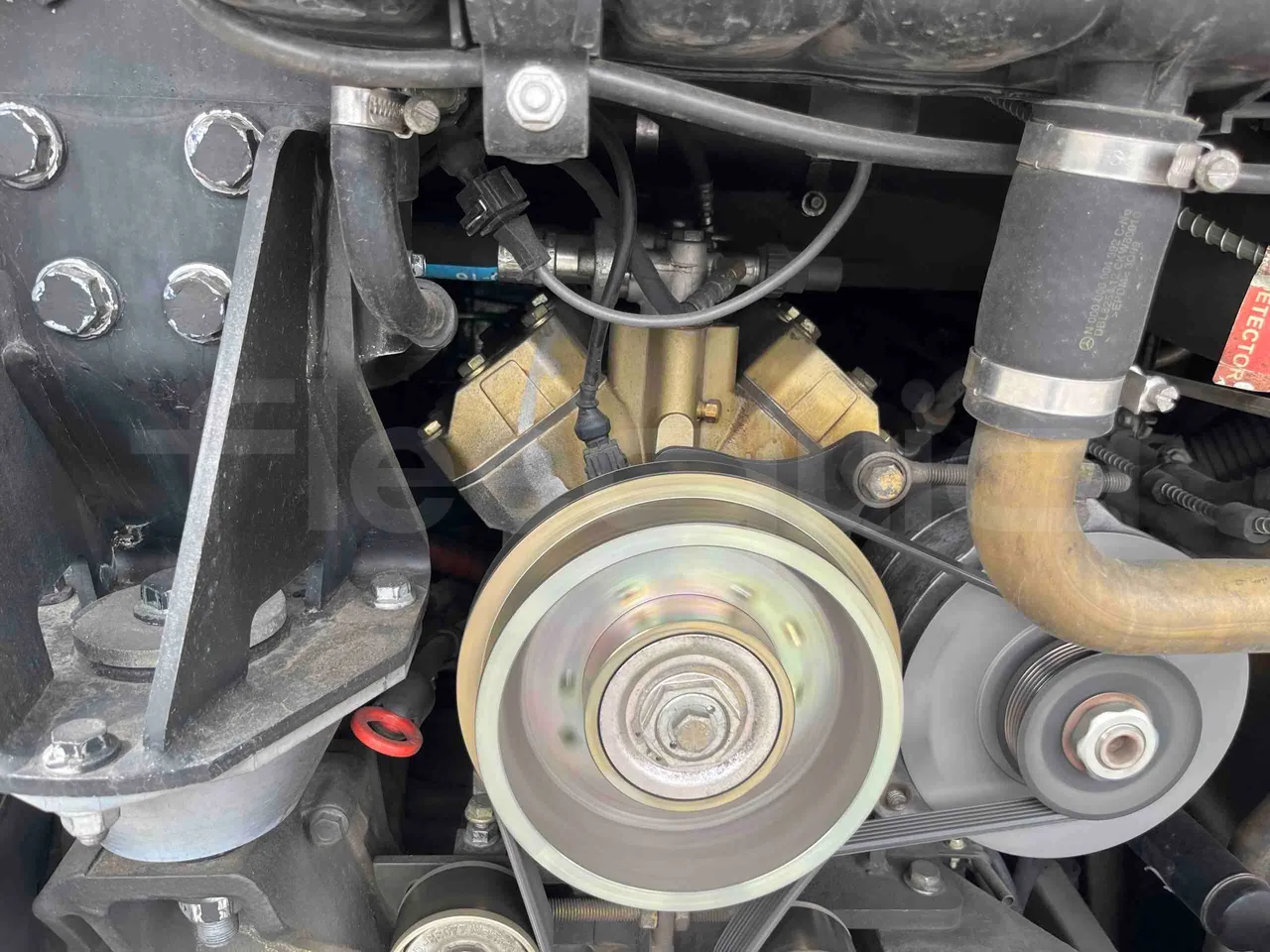 Mercedes-Benz Integro - Air Conditioning Compressor