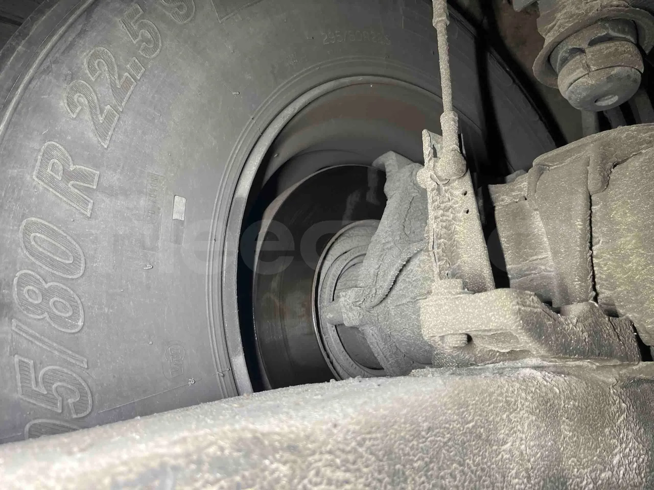 Mercedes-Benz Integro - Second Axle Discs Right Side