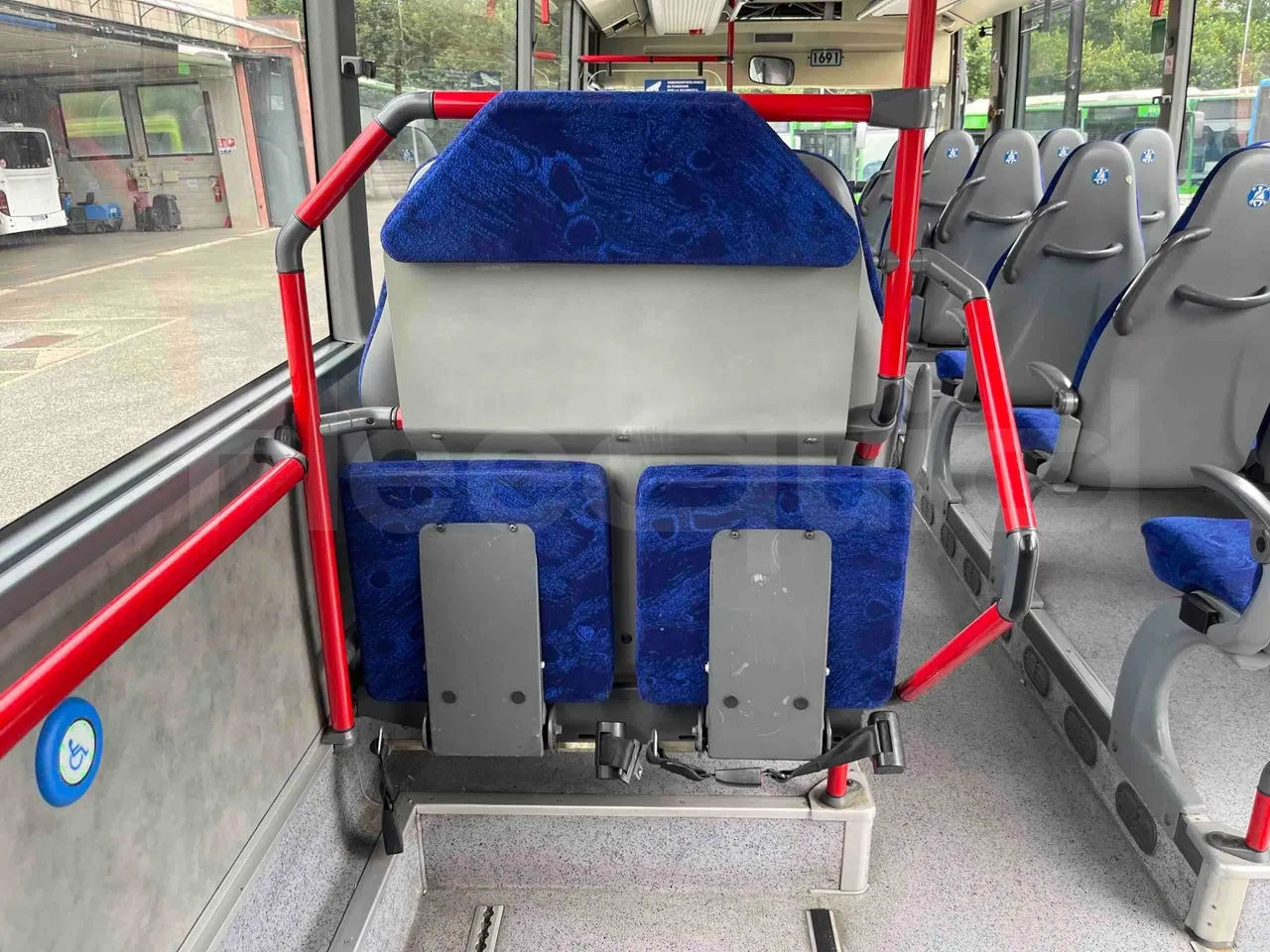 Mercedes-Benz Integro - Folding Seats