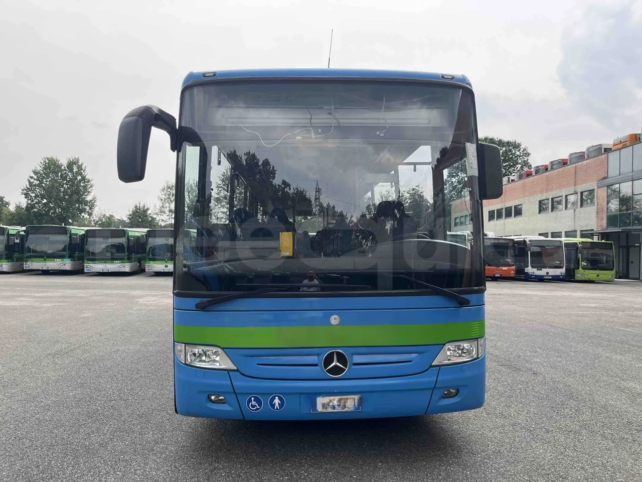 Mercedes-Benz Integro - Front