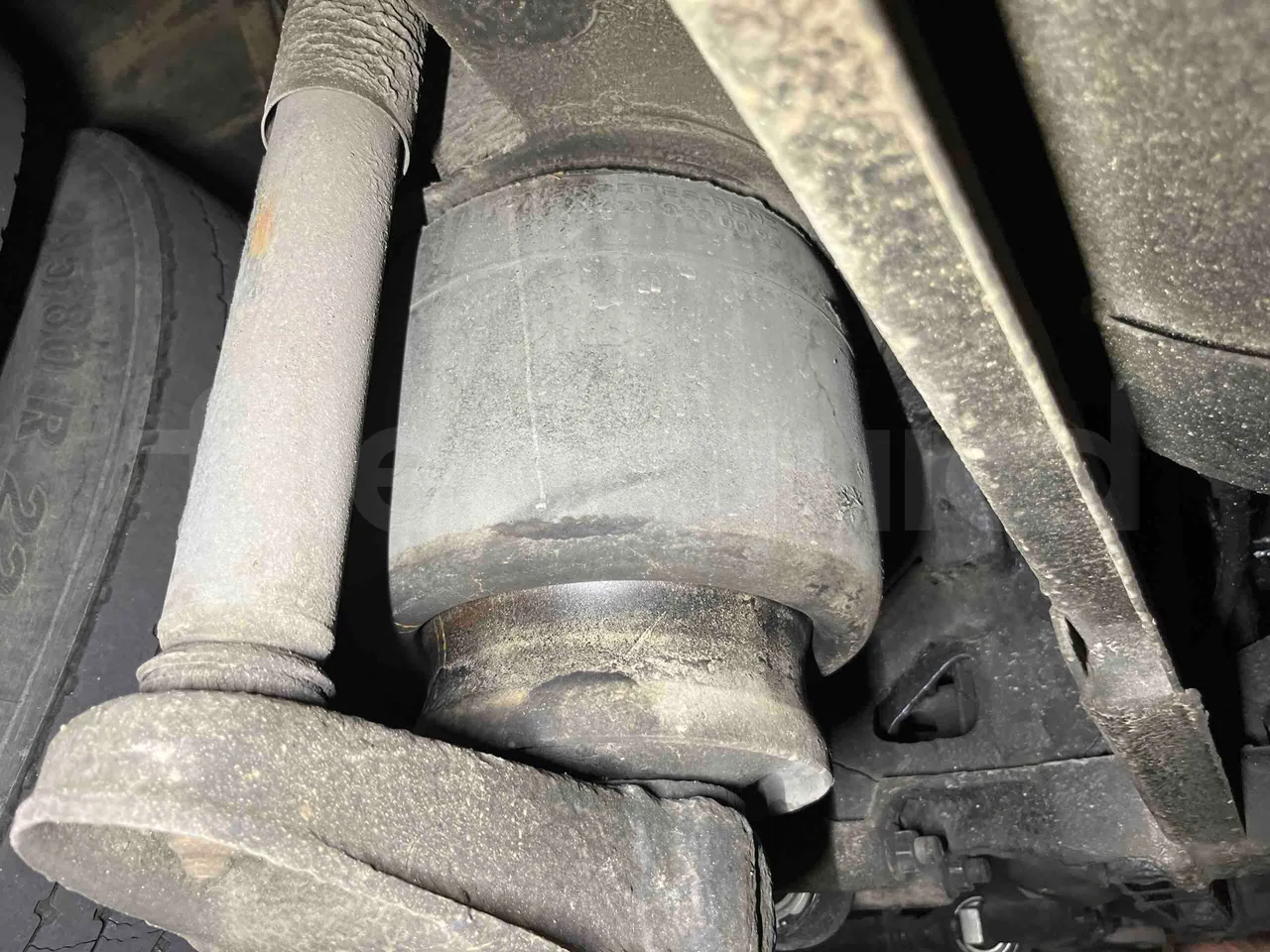 Mercedes-Benz Integro - Second Axle Shock Absorbers Left Side