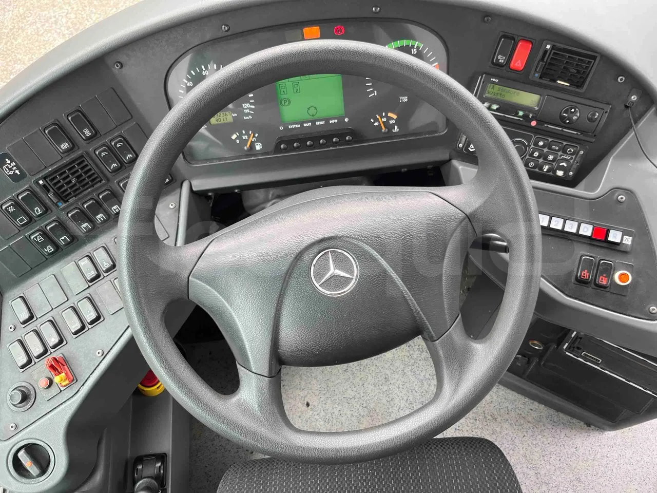Mercedes-Benz Integro - Steering Wheel