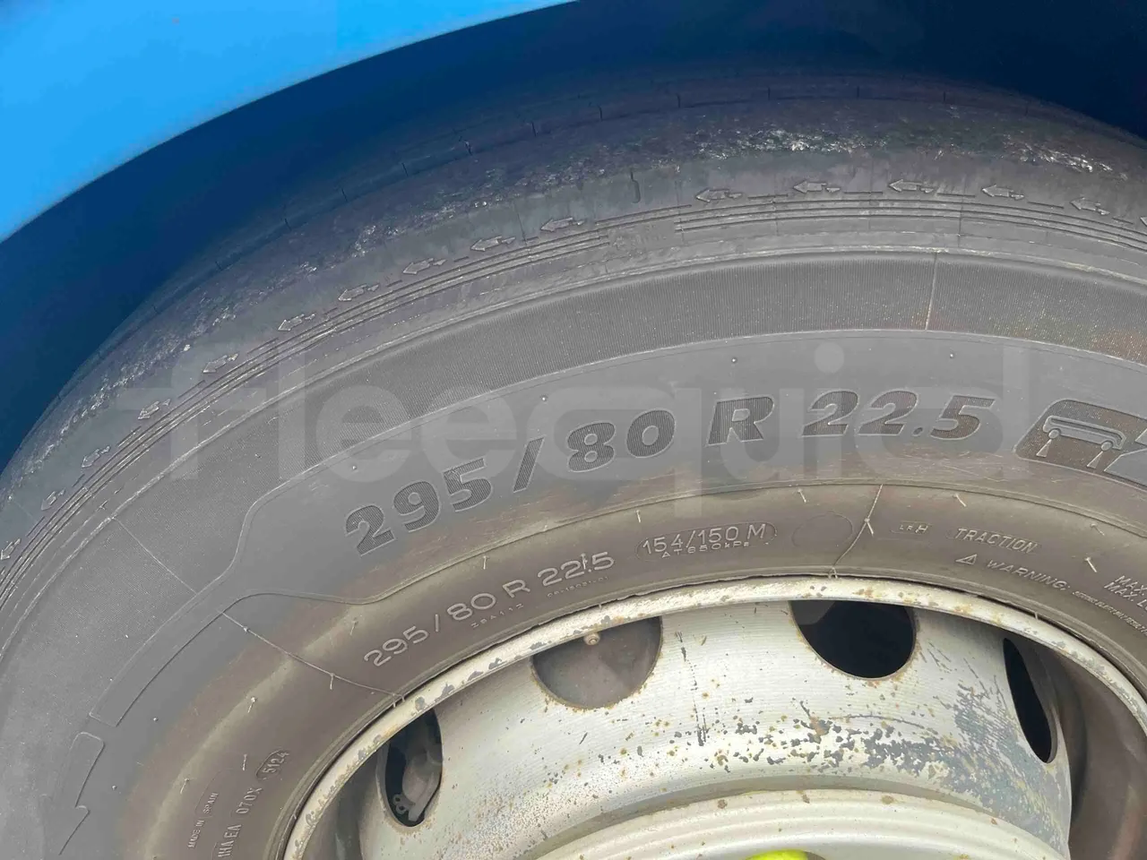 Mercedes-Benz Integro - First Axle Left Side: Tyre Size