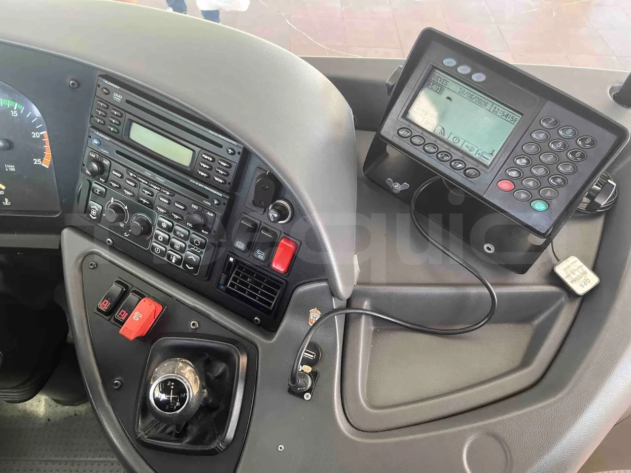 Mercedes-Benz Tourismo - radio accessories photo