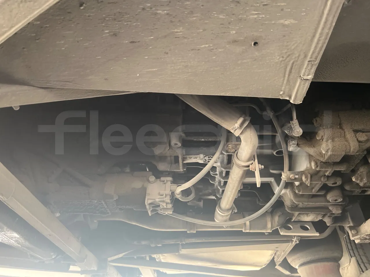 Mercedes-Benz Tourismo - gearbox photo
