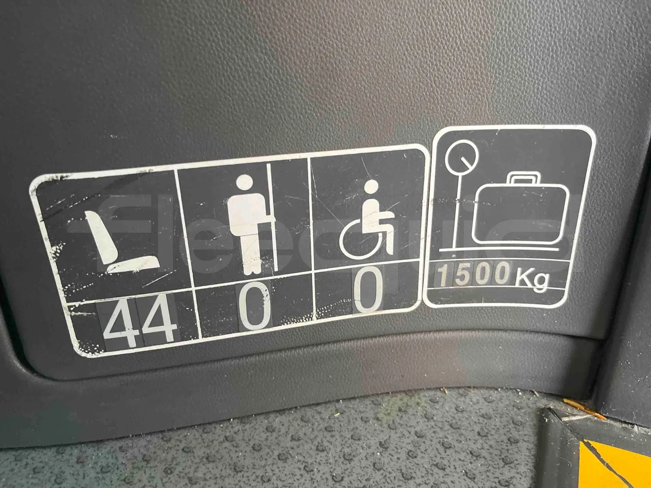 Mercedes-Benz Tourismo - seat plate photo