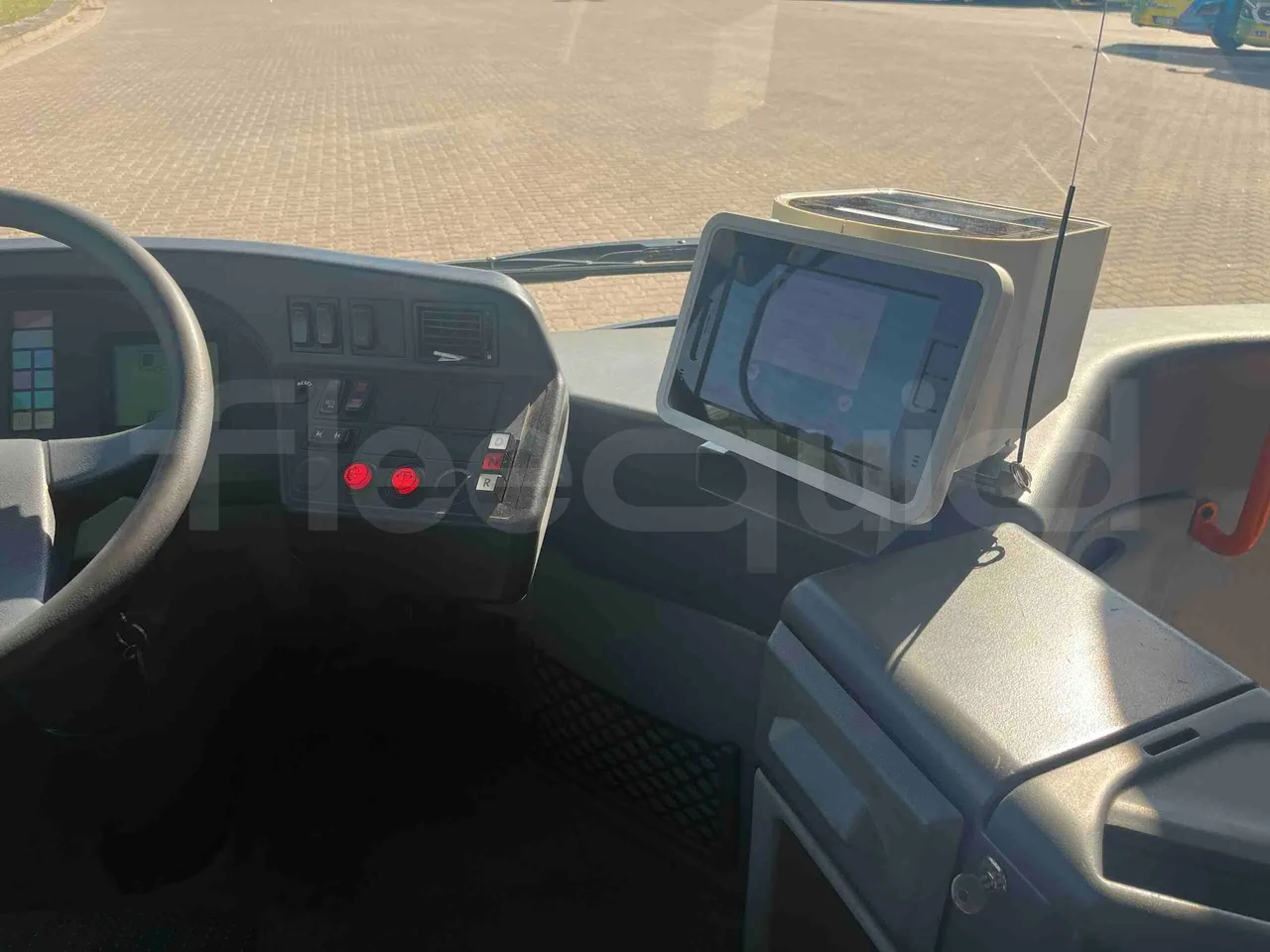 Mercedes-Benz Citaro - Radio