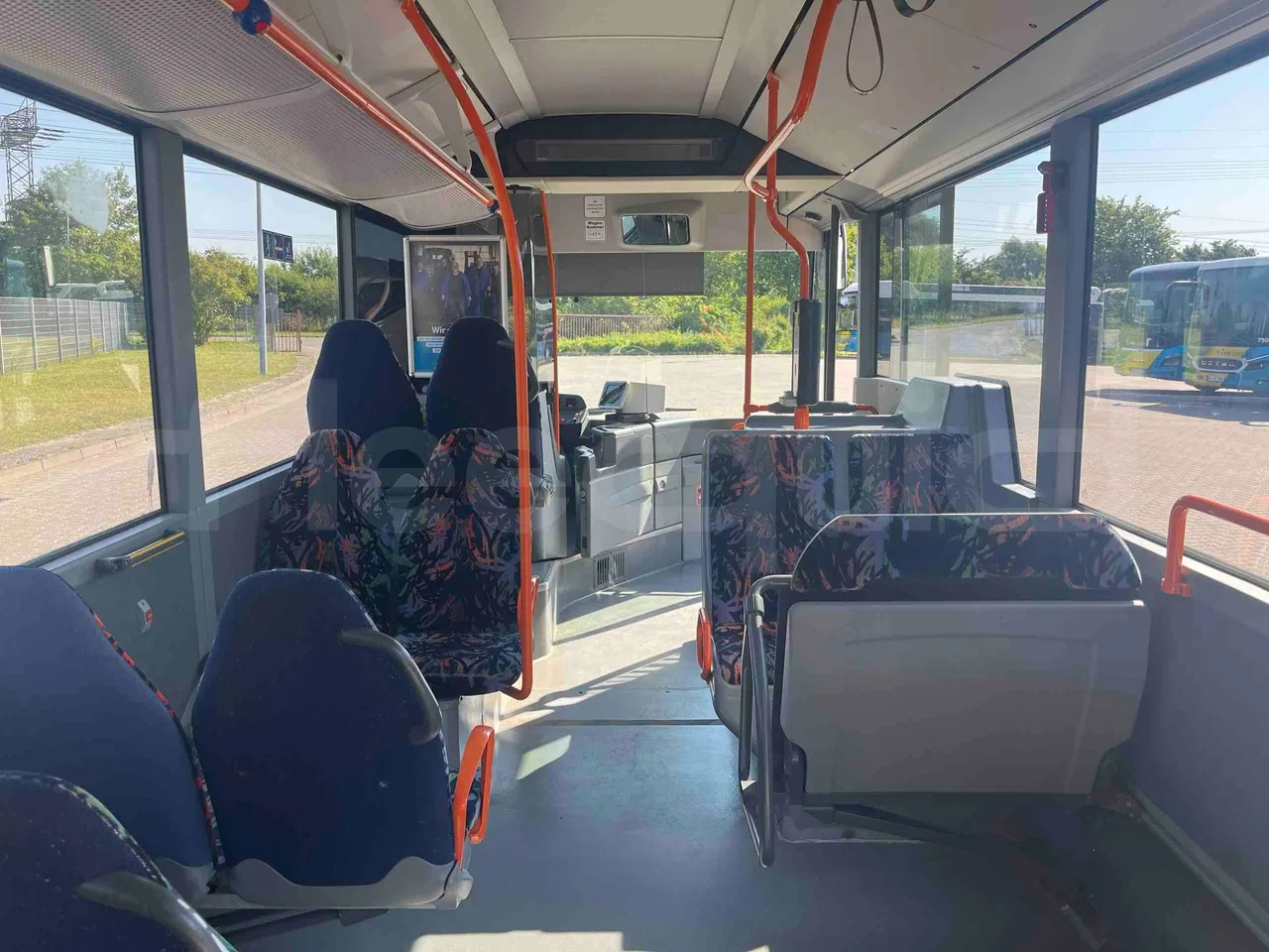 Mercedes-Benz Citaro - Forward Seats From Middle Position
