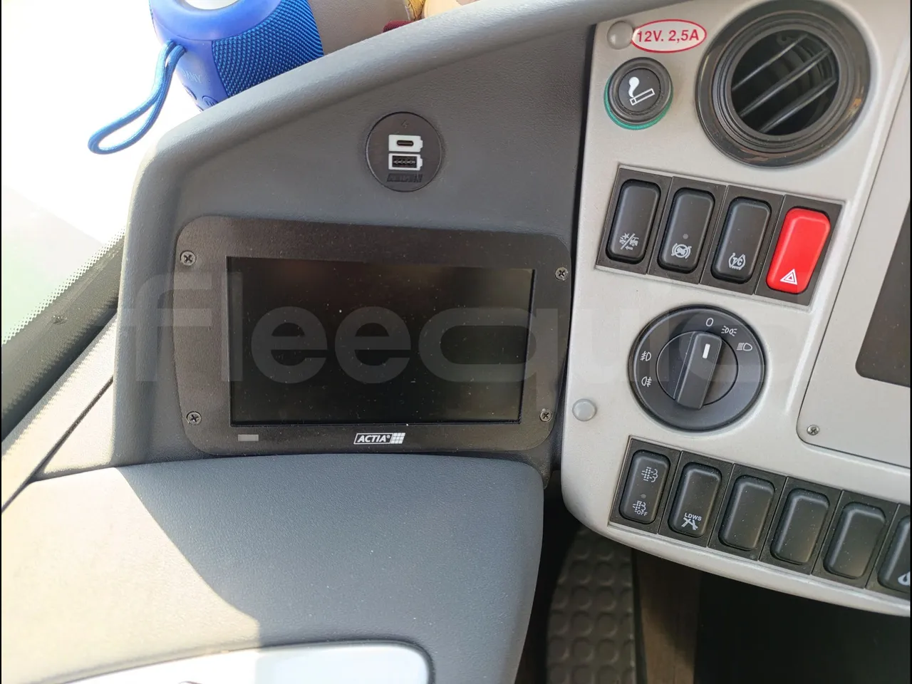 Irizar i6 AD2 I6 13.35/330 E6D/55-EUR6-330Kw-12,92m - command unit indicators