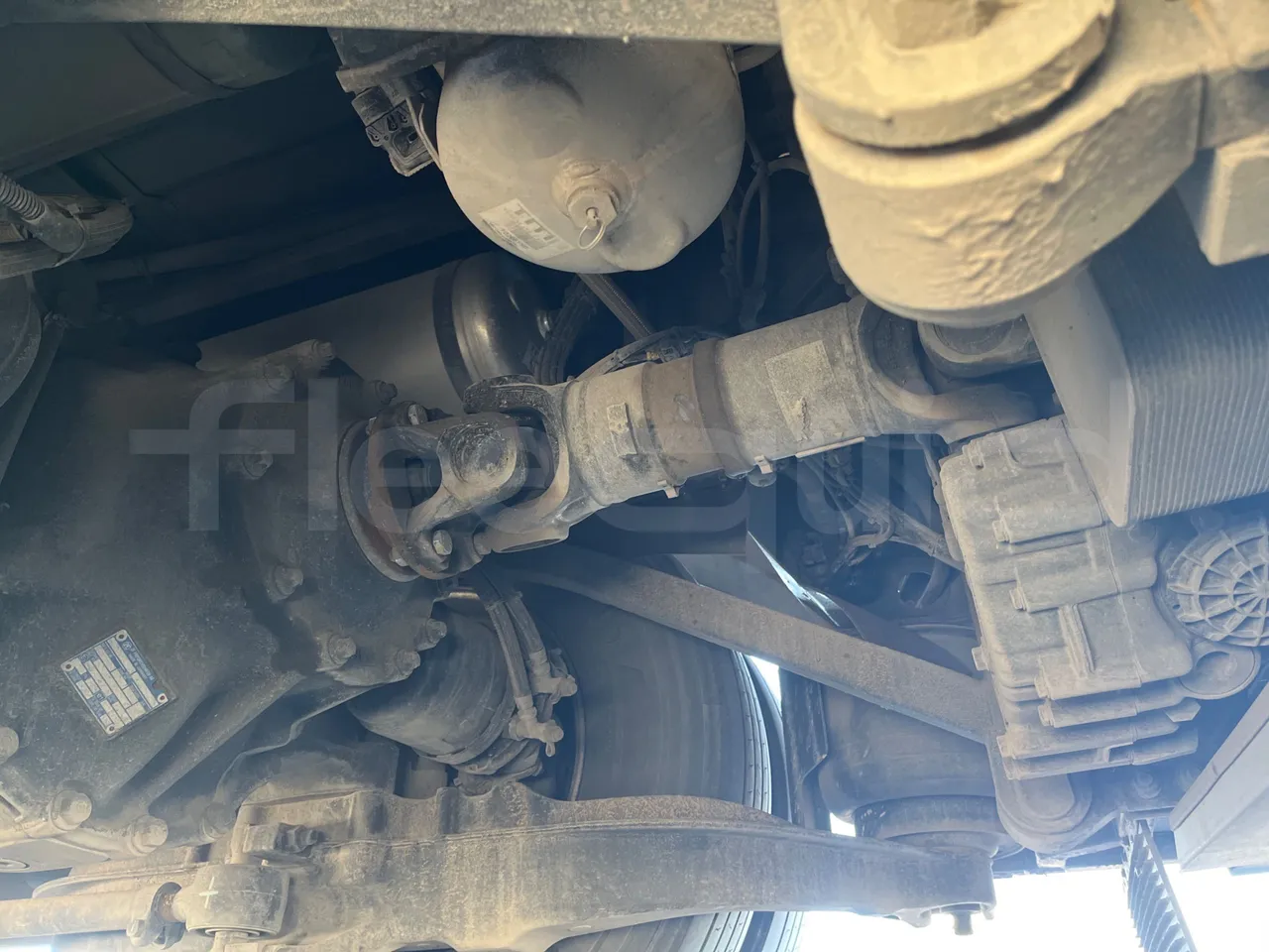 Irizar i6 AD2 I6 13.35/330 E6D/55 - Euro6 - 330kW - 12.900mt - central axle (18m)