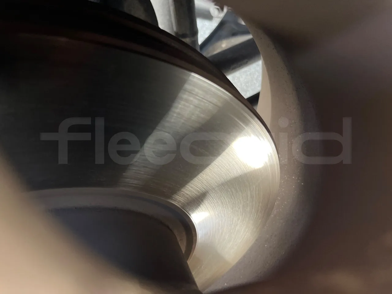 Irizar i6 AD2 I6 13.35/330 E6D/55-EUR6-330Kw-12,92m - front discs left