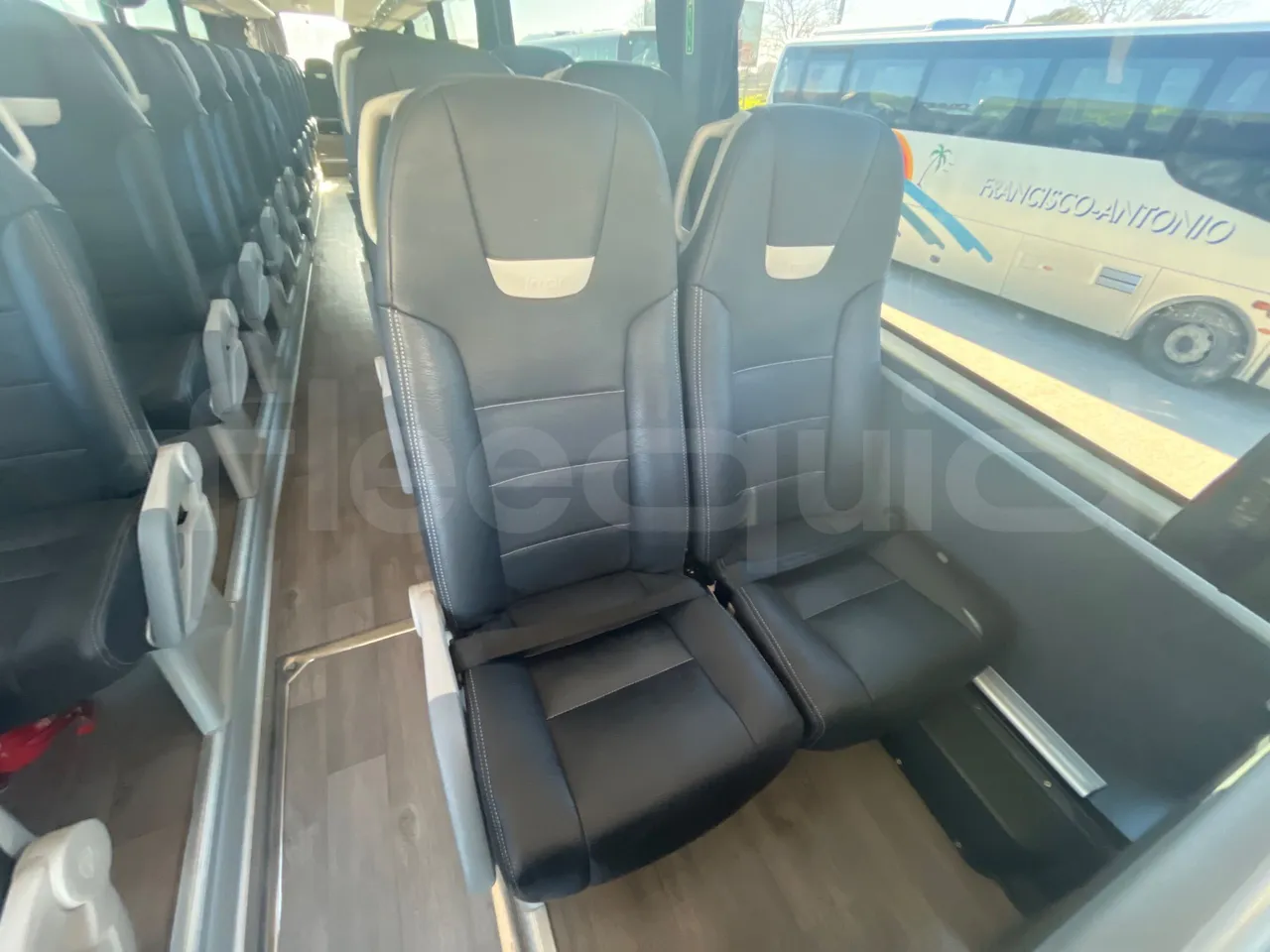 Irizar i6 AD2 I6 13.35/330 E6D/55 - Euro6 - 330kW - 12.900mt - roof hatch 1