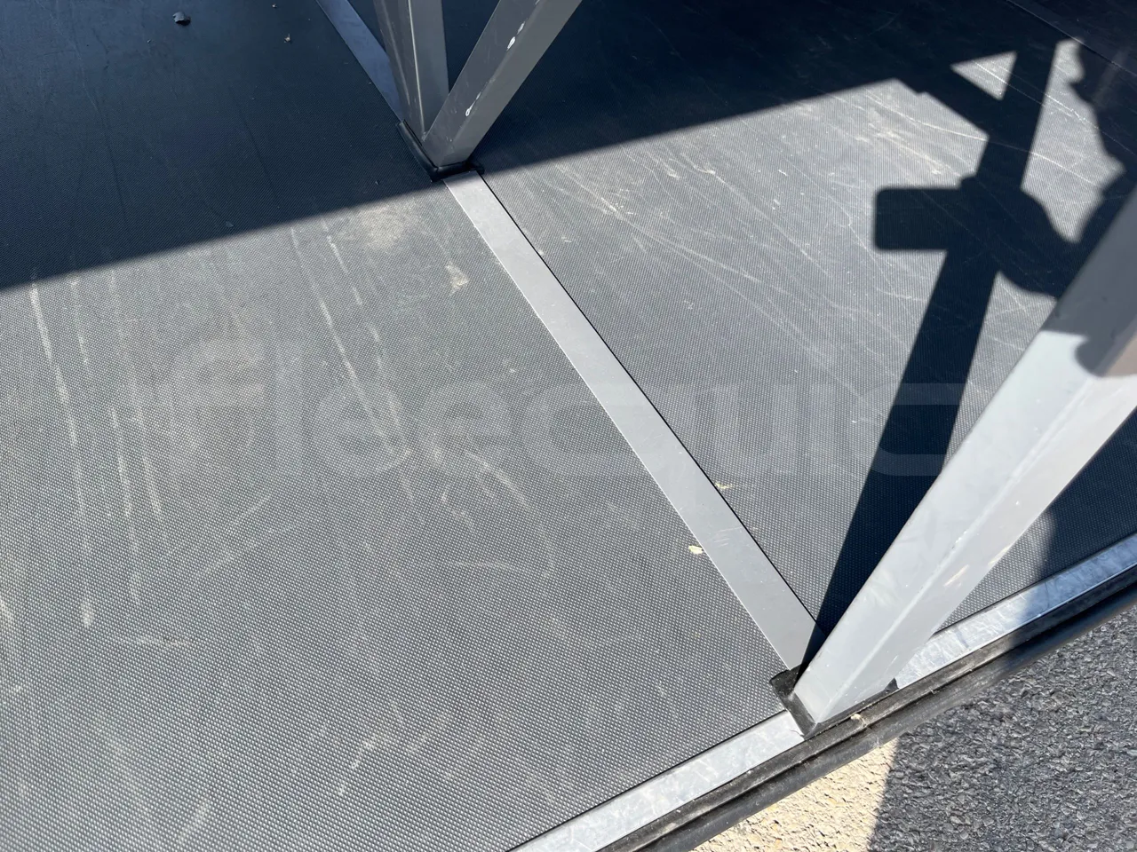 Irizar i6 AD2 I6 13.35/330 E6D/55-EUR6-330Kw-12,92m - under carpet photo