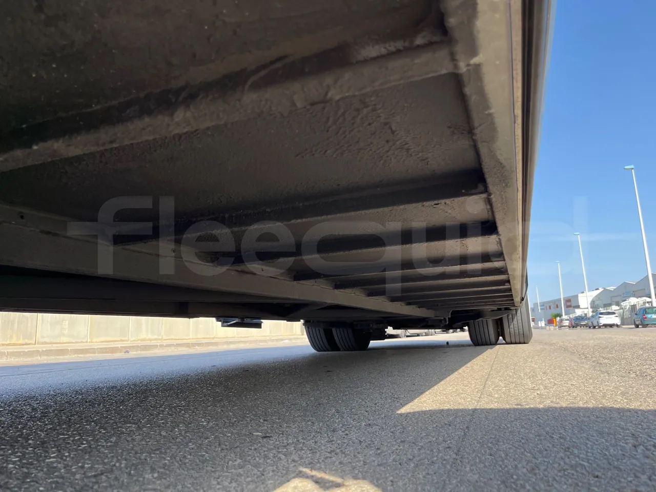 Irizar i6 AD2 I6 13.35/330 E6D/55-EUR6-330Kw-12,92m - central undercarriage photo