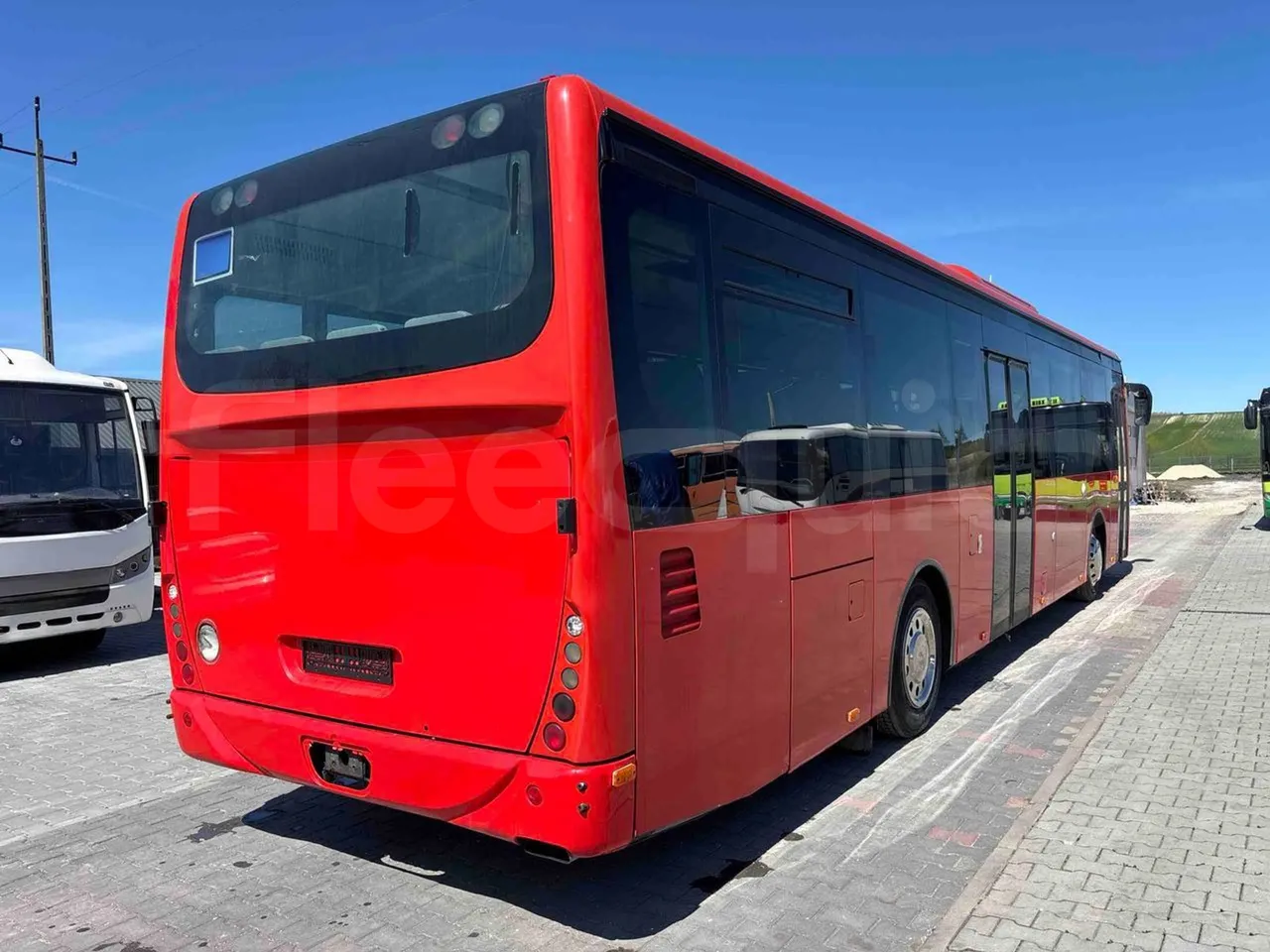Iveco Crossway SFR161/01 - Euro5 - 243kW - 10.700mt - 3/4 right rear doors closed