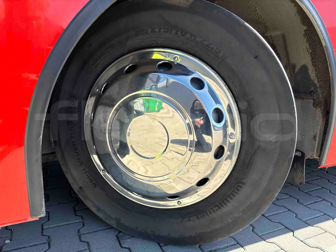 Iveco Crossway SFR161/01 - Euro5 - 243kW - 10.700mt - front left tire measurements
