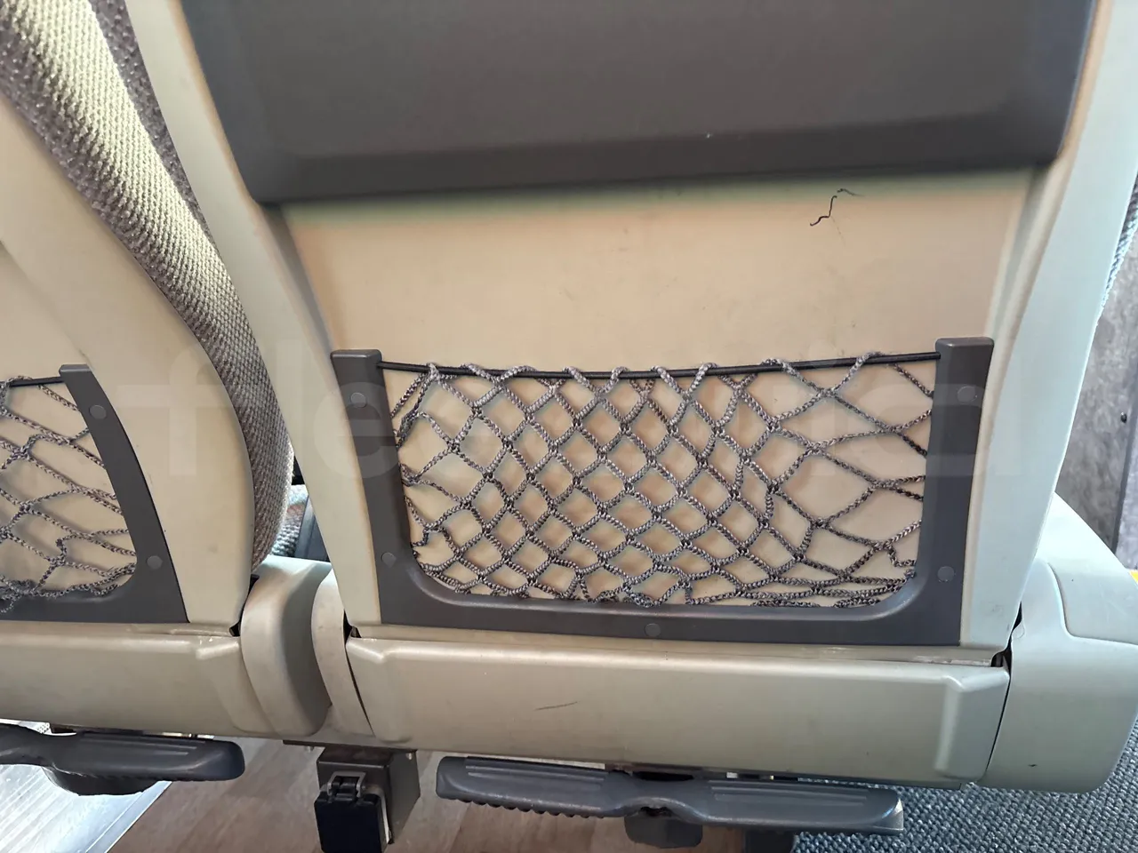 Vdl Futura FHD2 129/300 - EUR6 - 300kW - mesh detail photo