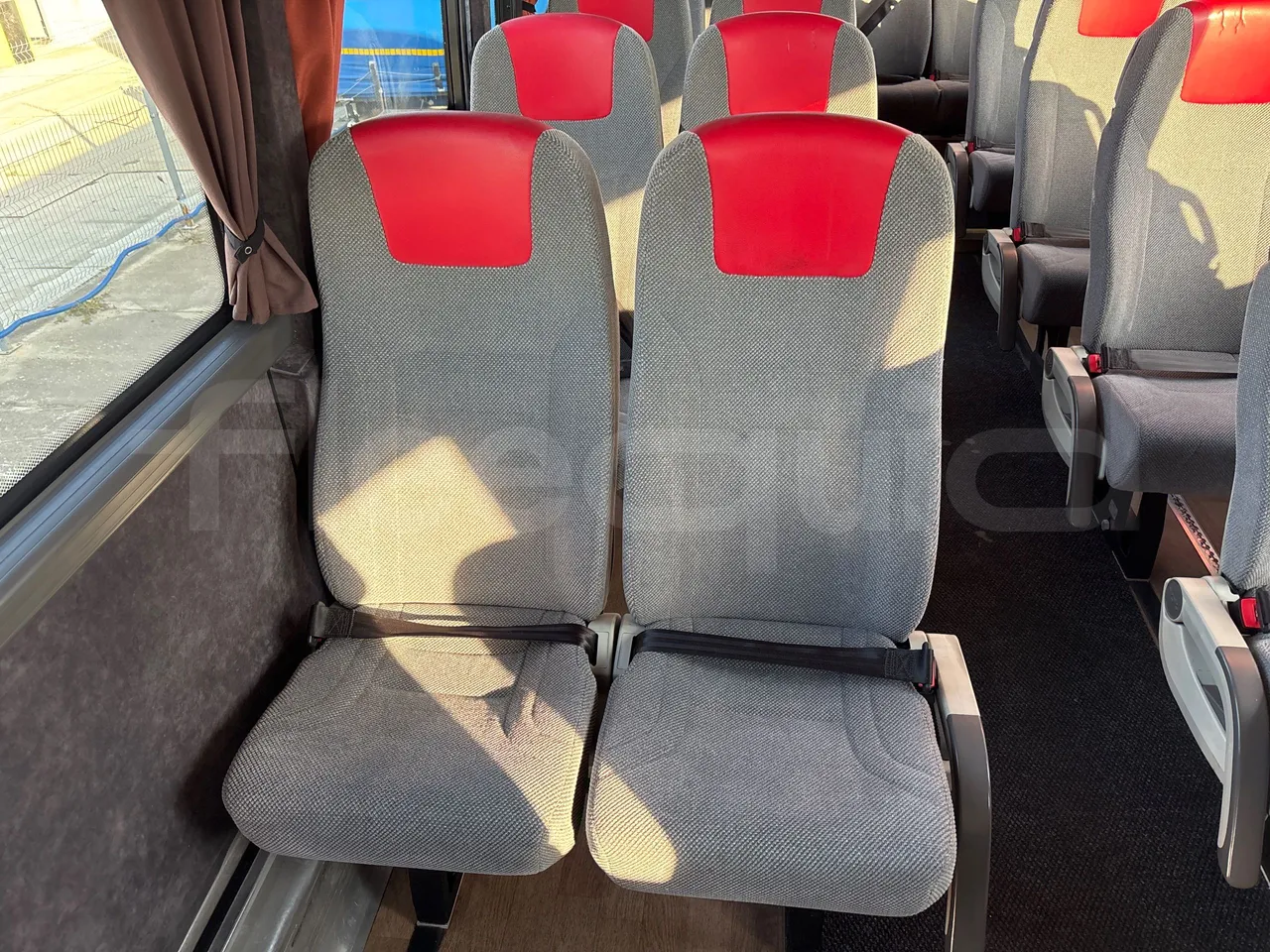 Vdl Futura FHD2 129/300 - EUR6 - 300kW - single seat detail