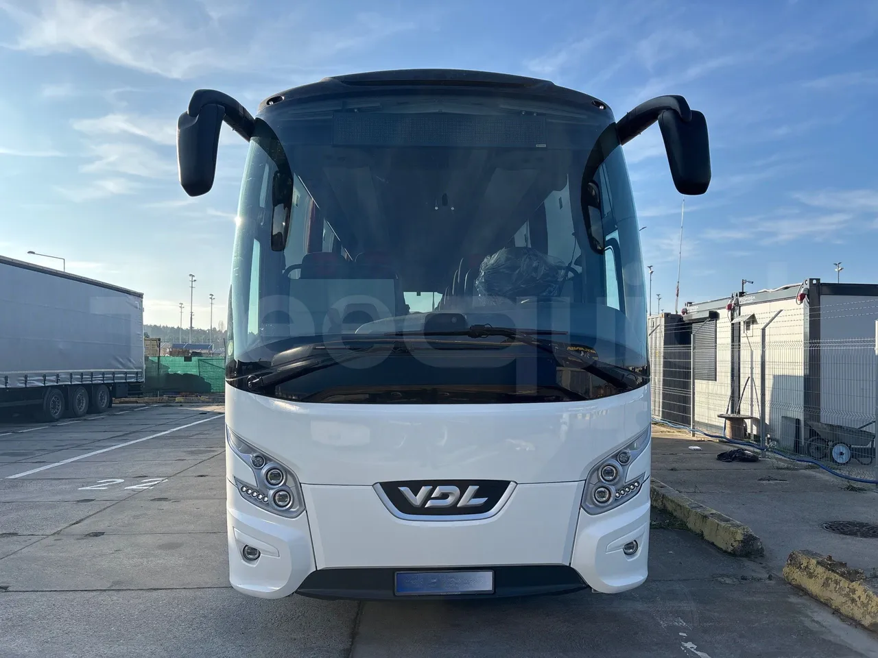 Vdl Futura FHD2 129/300 - EUR6 - 300kW - front photo