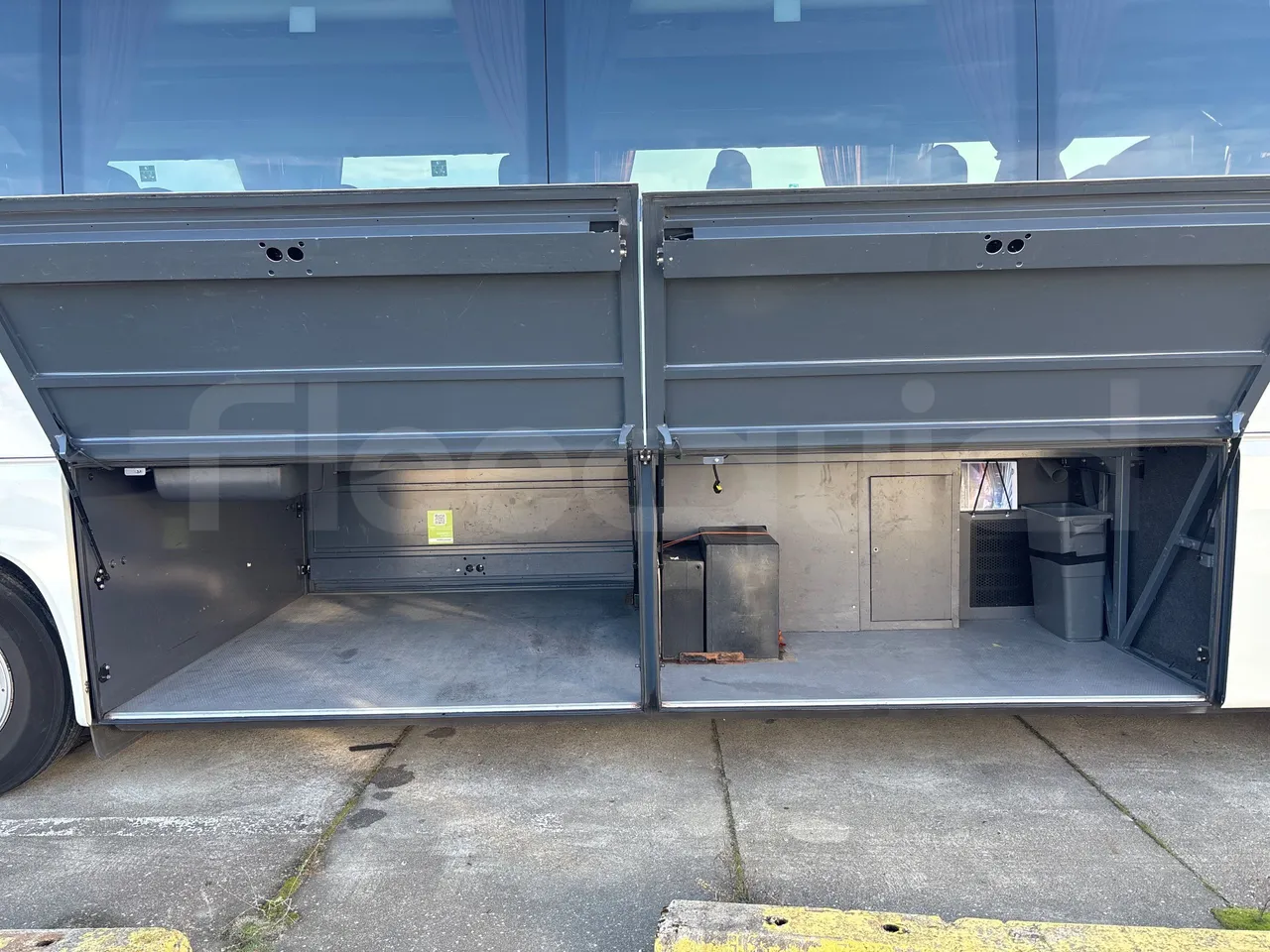 Vdl Futura FHD2 129/300 - EUR6 - 300kW - luggage rack photo
