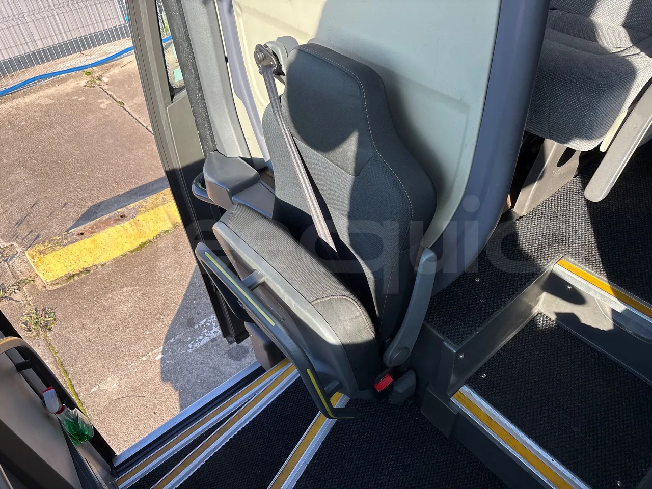 Vdl Futura FHD2 129/300 - EUR6 - 300kW - hostess seat photo