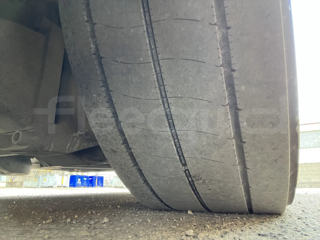 Iveco Heuliez Gx117 - Second Axle Left Side: Tyre Tread