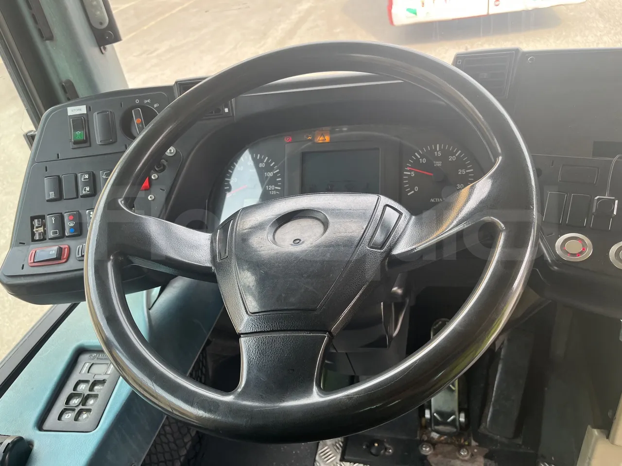 Iveco Heuliez Gx117 - Steering Wheel