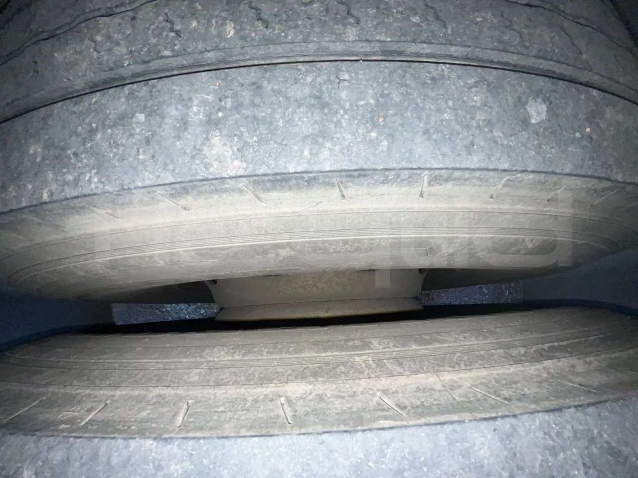 Man Lion's Coach R07 - Euro5 - 294kW - 12mt - axel 2 air springs 1 right