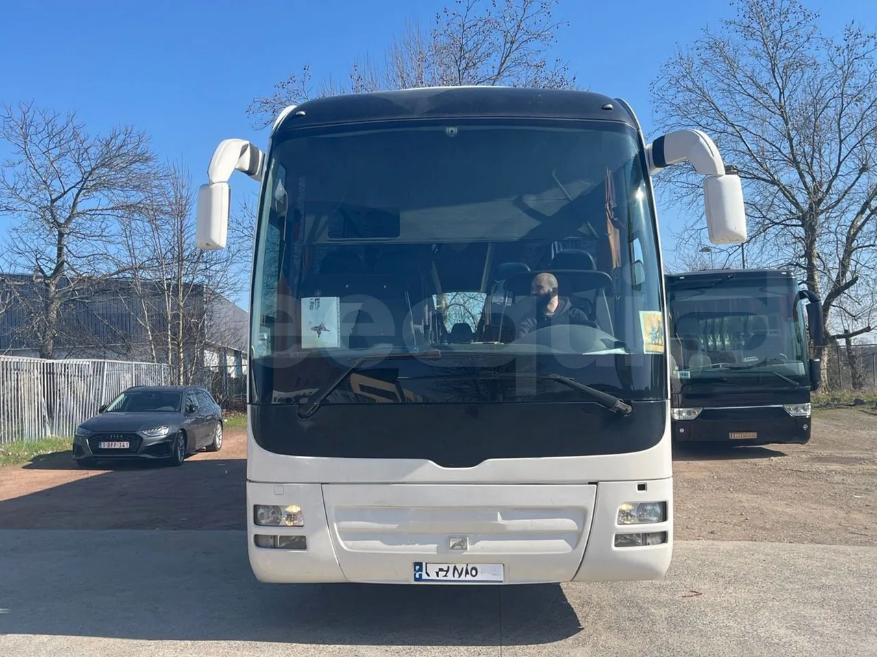 Man Lion's Coach R07 - Euro5 - 294kW - 12mt - front photo
